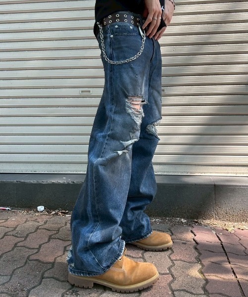 Chikashitsu +(チカシツプラス)の「【Chikashitsu +】oiled wash destroy denim pants / 【チカシツプラス】オイルドウォッシュデストロイデニムパンツ(デニムパンツ・メンズ・ブルー・M/S/L)」の22枚目の写真