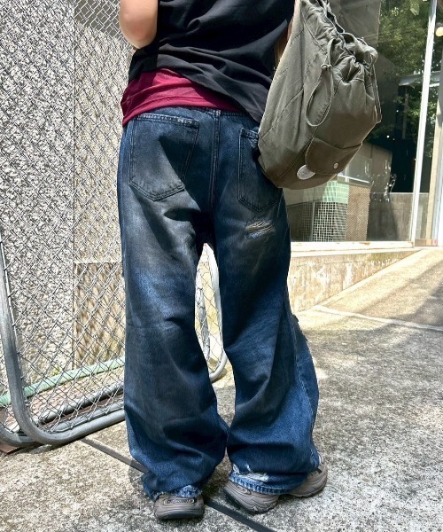 Chikashitsu +(チカシツプラス)の「【Chikashitsu +】oiled wash destroy denim pants / 【チカシツプラス】オイルドウォッシュデストロイデニムパンツ(デニムパンツ・メンズ・ブルー・M/S/L)」の21枚目の写真