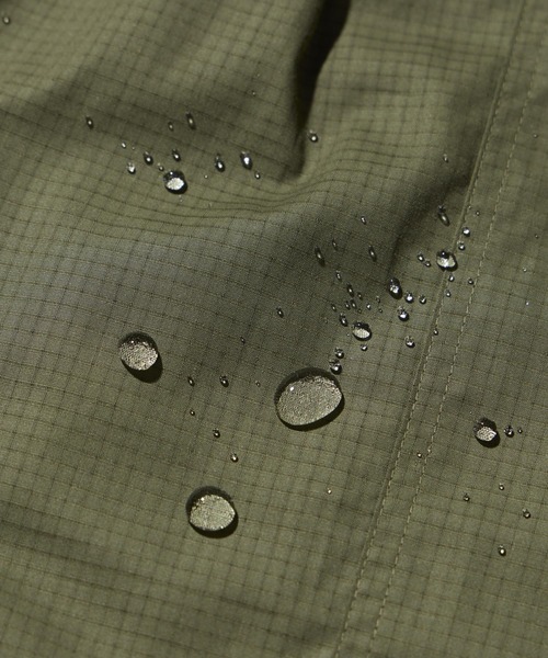 COLEMAN（コールマン）の「【Coleman×TAKEDA BBQwith BAYFLOW】リップパラシュートパンツ（その他パンツ・メンズ・ブラック/カーキ・MEDIUM/LARGE）」の4枚目の写真