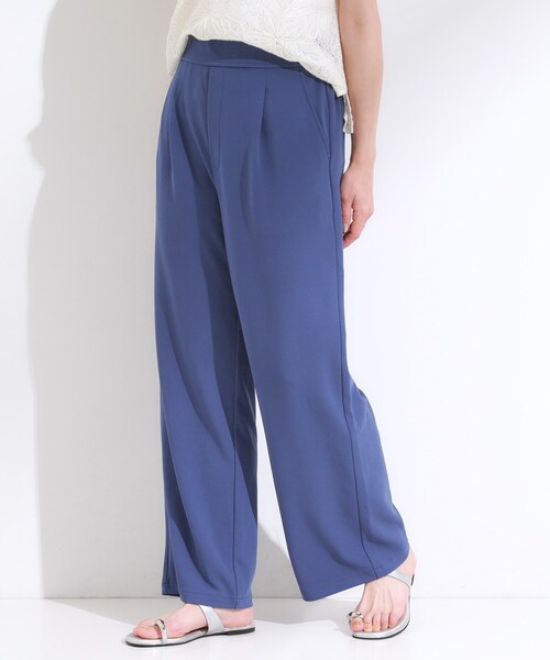 SHOO・LA・RUE(シューラルー)の「【S-LL/ストレッチ】脚のラインを拾いにくい スマートワイドパンツ(その他パンツ・レディース・ブルー/チャコールグレー/ブラック・02/01/04/03)」の14枚目の写真