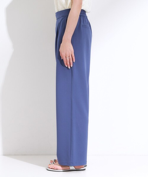 SHOO・LA・RUE(シューラルー)の「【S-LL/ストレッチ】脚のラインを拾いにくい スマートワイドパンツ(その他パンツ・レディース・ブルー/チャコールグレー/ブラック・02/01/04/03)」の9枚目の写真