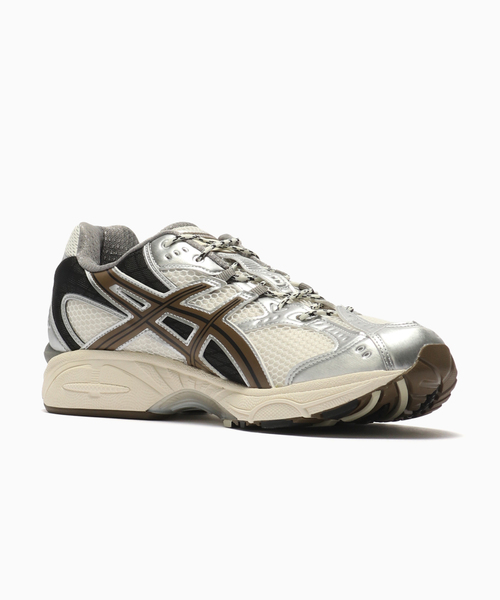 ASICS(アシックス)の「ASICS(アシックス) GEL-NIMBUS 10.1/107(スニーカー・メンズ・シルバー・25.5cm/26cm/26.5cm/27cm/27.5cm/28cm/29cm)」の5枚目の写真
