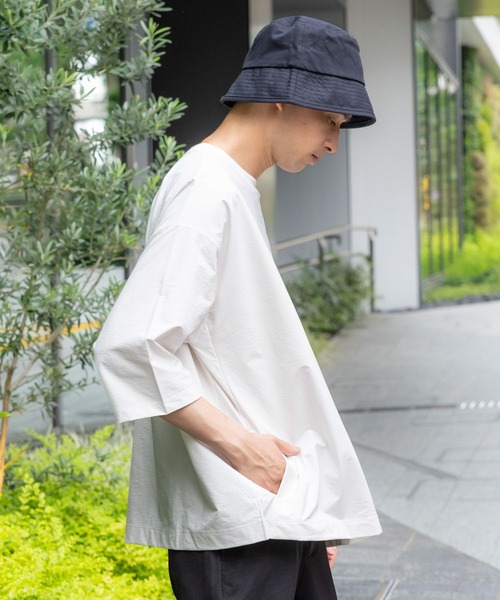 LAKOLE(ラコレ)の「ドライタッチフハクライクT / 573060(Tシャツ/カットソー・メンズ・ホワイト/ボルドー/ブラック・MEDIUM/LARGE)」の1枚目の写真