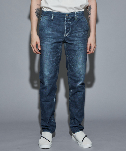 5351 POUR LES HOMMES（ゴーサンゴーイチプールオム）の「【25A/W】プリント テーパード デニム（デニムパンツ・メンズ・インディゴブルー/ブラック・48/46/44/50）」の4枚目の写真