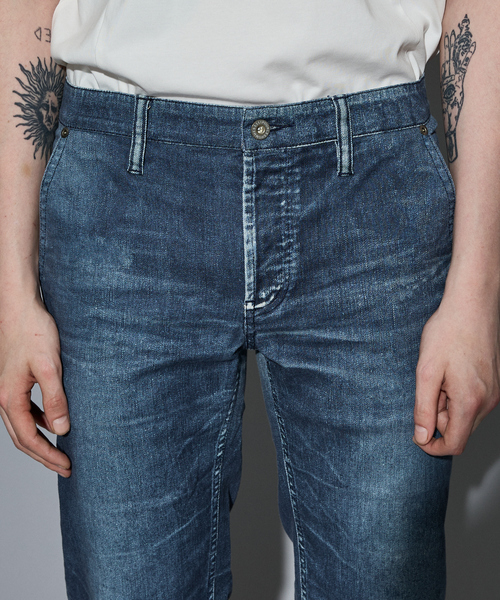 5351 POUR LES HOMMES（ゴーサンゴーイチプールオム）の「【25A/W】プリント テーパード デニム（デニムパンツ・メンズ・インディゴブルー/ブラック・48/46/44/50）」の7枚目の写真