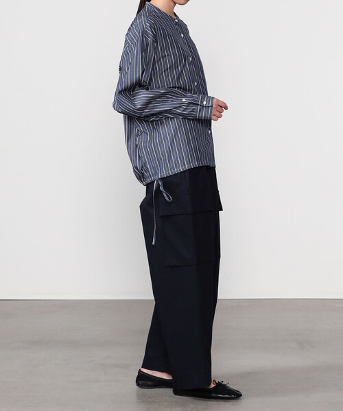 nicholson&nicholson（ニコルソンアンドニコルソン）の「nicholson & nicholson |〈別注〉ドローストリングブラウス ストライプ WOMEN（シャツ/ブラウス・レディース・ブルー系その他5/ブラウン系その他・38）」の16枚目の写真