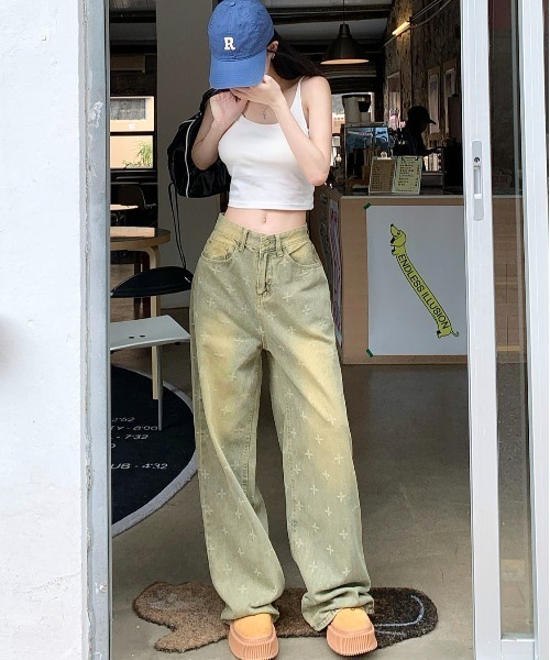 ViViDAY(ビビデー)の「十字架ロゴデニムワイドパンツ(デニムパンツ・レディース・ブルー・S/M/L)」の15枚目の写真
