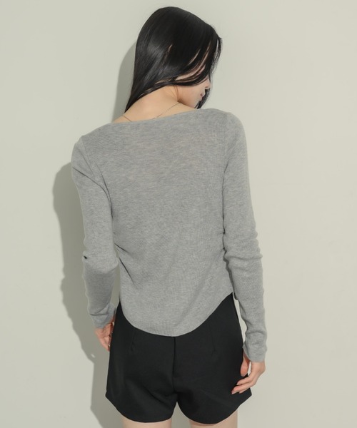 NEUNA（ヌナ）の「フロントギャザートップス（Tシャツ/カットソー・レディース・アイボリー/ブラック/ライトグレー/ブラウン・FREE）」の11枚目の写真