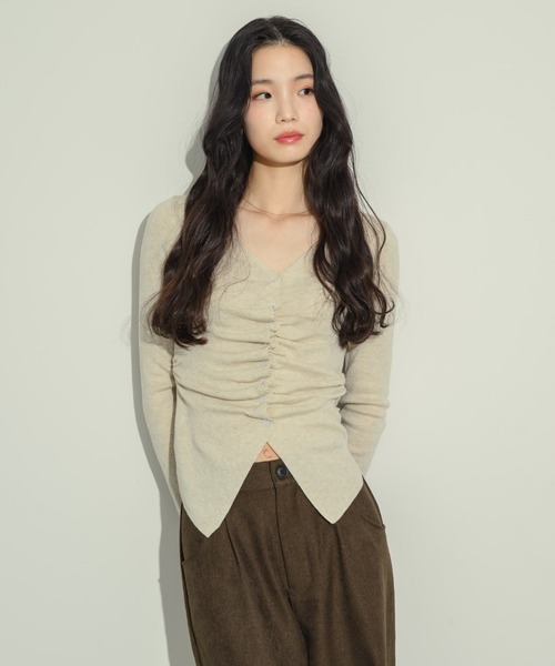 NEUNA（ヌナ）の「フロントギャザートップス（Tシャツ/カットソー・レディース・アイボリー/ブラック/ライトグレー/ブラウン・FREE）」の20枚目の写真