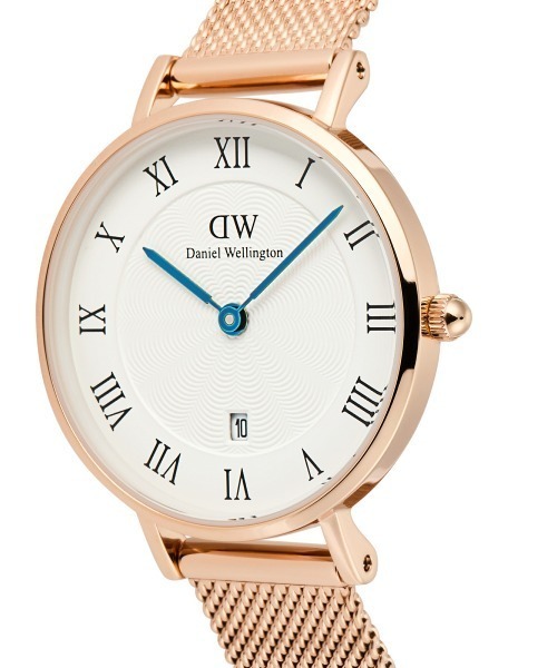 Daniel Wellington(ダニエルウェリントン)の「Petite Roman Numerals Date 28MM レーディス腕時計 ローズゴールド/シルバー(アナログ腕時計・レディース・ピンクゴールド/シルバー・28mm)」の8枚目の写真