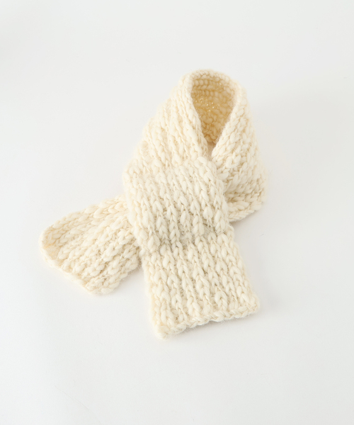 IENA LA BOUCLE（イエナラブークル）の「IENA LA BOUCLE スラブウールハンドニットマフラー（マフラー・レディース・アイボリー・FREE）」の9枚目の写真