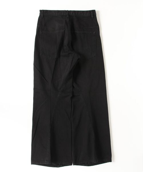 NVRFRGT(ネヴァーフォーゲット)の「【NVRFRGT】3D TWISTED WIDE LEG JEANS(デニムパンツ・メンズ・ブラック・1/2)」の5枚目の写真