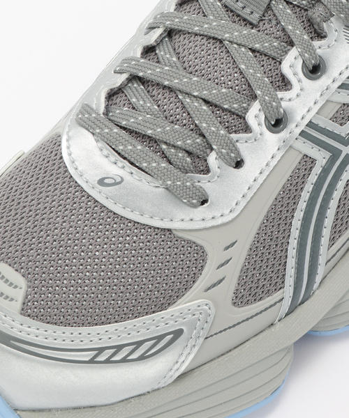 ASICS(アシックス)の「ASICS / アシックス GEL-KINETIC FLUENT / 1203A591(スニーカー・レディース・ホワイト/チャコールグレー/グレー・24cm/23.5cm/24.5cm)」の9枚目の写真