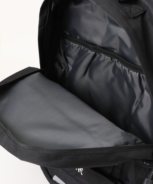 JUGLANS(ユグランス)の「【TOYMACHINE】SK8ER BACKPACK(バックパック/リュック・メンズ・ライトブラウン/ブラック系その他/ブラック・FREE)」の15枚目の写真