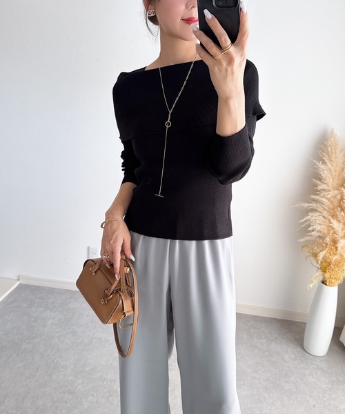 &. NOSTALGIA（アンドドットノスタルジア）の「【ZOZO限定】三織混オフショル風ニット（ニット/セーター・レディース・レッド/ブラック/オフホワイト・M）」の5枚目の写真