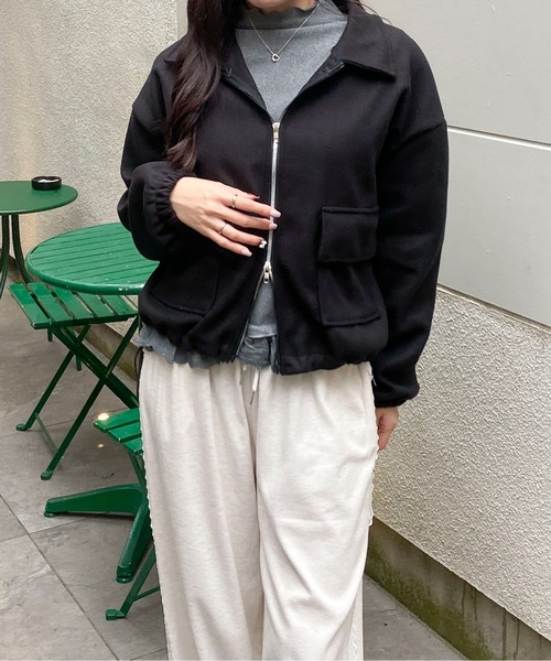 Mejoul（メジュール）の「ボリュームスリーブポケット付きダブルジップジャケット（ブルゾン・レディース・アイボリー/ブラック/ベージュ・M/L）」の16枚目の写真