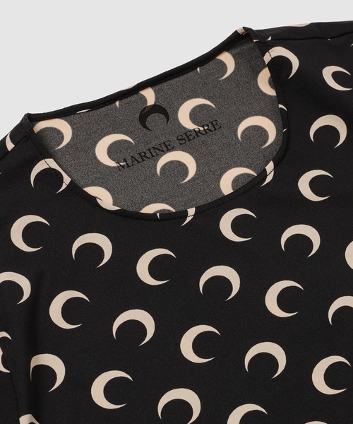 MARINE SERRE（マリーン・セル）の「MOON PRINTED JERSEY LS CREWNECK TOP（Tシャツ/カットソー・レディース・ホワイト/ベージュ系その他/ベージュ系その他2/ブラック系その他・S/XS/M）」の8枚目の写真