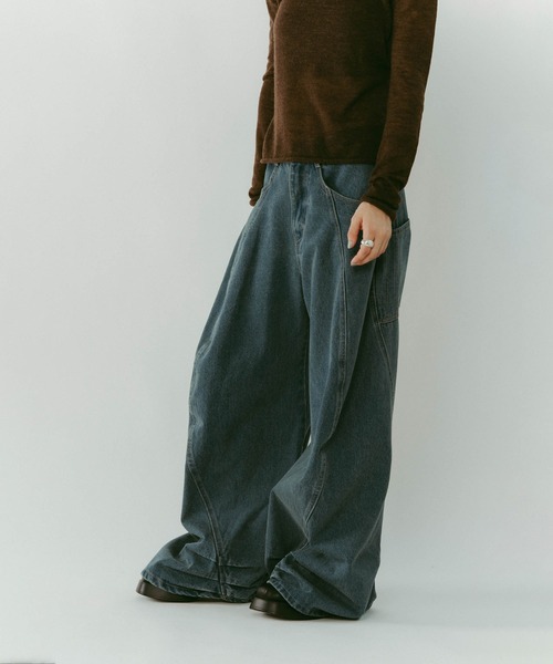 Knuth Marf(クヌースマーフ)の「【Knuth Marf】tuck design denim pants/denimblue/デニムパンツ(デニムパンツ・レディース・ブラック/ブルー・S/XS)」の19枚目の写真