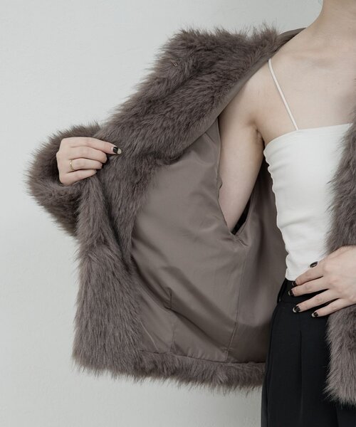 GALLARDAGALANTE（ガリャルダガランテ）の「エコファーフーディー