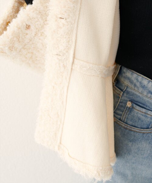 natural couture(ナチュラルクチュール)の「ペプラムボアカーディガン(ノーカラージャケット・レディース・モカ/アイボリー/グレイッシュベージュ・FREE)」の12枚目の写真