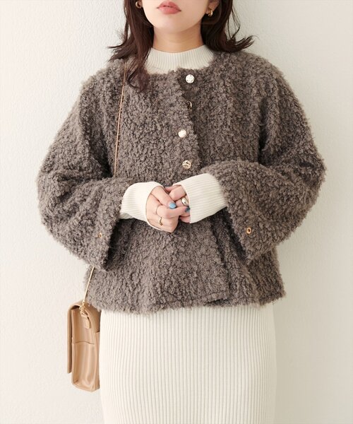 natural couture(ナチュラルクチュール)の「ペプラムボアカーディガン(ノーカラージャケット・レディース・モカ/アイボリー/グレイッシュベージュ・FREE)」の16枚目の写真