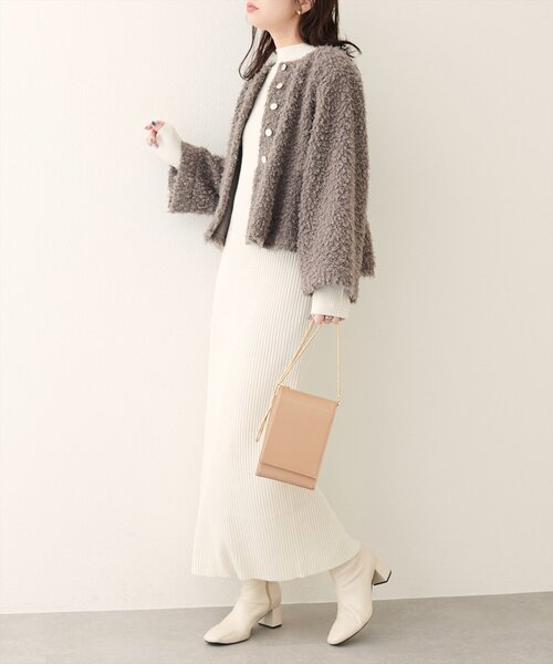 natural couture(ナチュラルクチュール)の「ペプラムボアカーディガン(ノーカラージャケット・レディース・モカ/アイボリー/グレイッシュベージュ・FREE)」の17枚目の写真