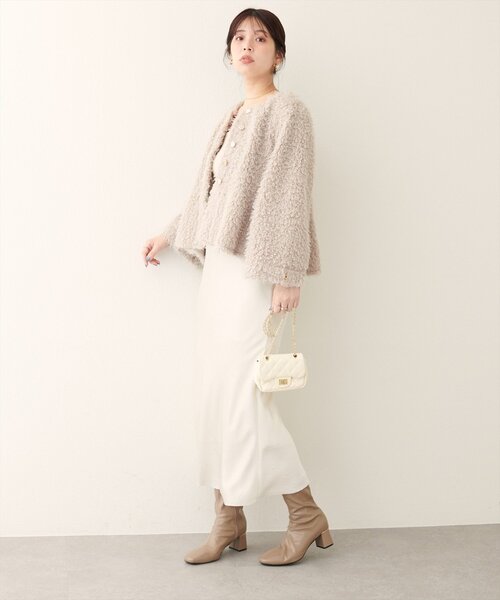 natural couture(ナチュラルクチュール)の「ペプラムボアカーディガン(ノーカラージャケット・レディース・モカ/アイボリー/グレイッシュベージュ・FREE)」の8枚目の写真