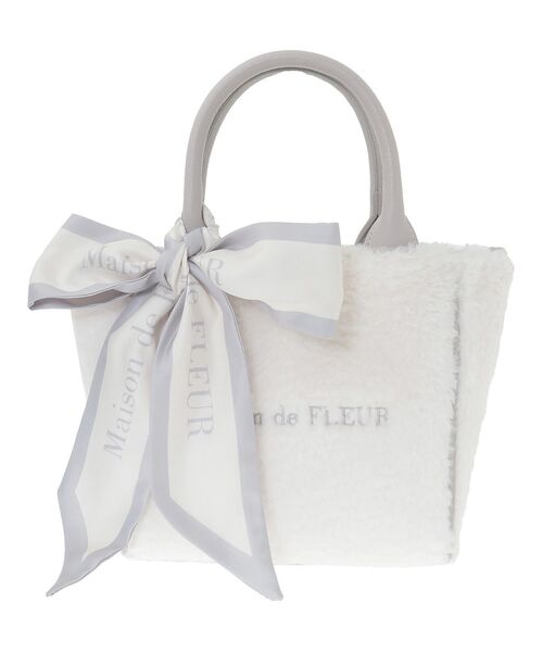Maison de FLEUR(メゾンドフルール)の「スカーフ付きボア2WaySトートバッグ(トートバッグ・レディース・ブラック/ライトブルー/ピンクベージュ・FREE)」の16枚目の写真