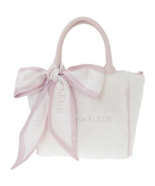 Maison de FLEUR(メゾンドフルール)の「スカーフ付きボア2WaySトートバッグ(トートバッグ・レディース・ブラック/ライトブルー/ピンクベージュ・FREE)」の17枚目の写真