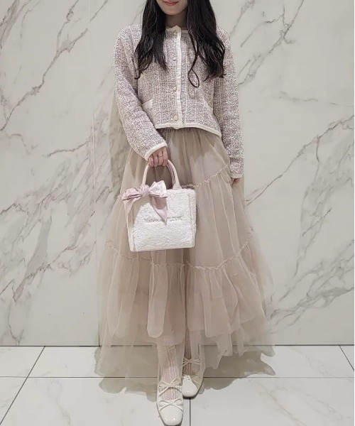 Maison de FLEUR(メゾンドフルール)の「スカーフ付きボア2WaySトートバッグ(トートバッグ・レディース・ブラック/ライトブルー/ピンクベージュ・FREE)」の8枚目の写真