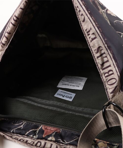 SALON de RUBAN（サロンドルヴァン）の「【SALON de RUBAN / サロン ド ルヴァン】 ハリーポッター ショルダーバッグ（ショルダーバッグ・レディース・グリーン・FREE）」の4枚目の写真