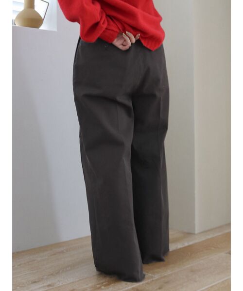 Dickies（ディッキーズ）の「Dickies別注 タックカーブパンツ（その他パンツ・レディース・ベージュ/ブラウン・SMALL/MEDIUM）」の18枚目の写真