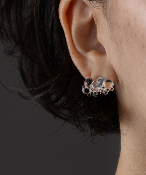 HARIO Lampwork Factory（ハリオランプワークファクトリー）の「【HARIO Lampwork Factory×vue.】ピアス 雪の粒（ピアス（両耳用）・レディース・クリア・フリー）」の7枚目の写真