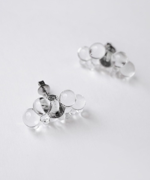 HARIO Lampwork Factory（ハリオランプワークファクトリー）の「【HARIO Lampwork Factory×vue.】ピアス 雪の粒（ピアス（両耳用）・レディース・クリア・フリー）」の4枚目の写真