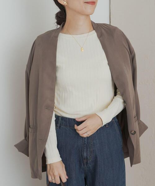 URBAN RESEARCH DOORS(アーバンリサーチドアーズ)の「針抜き長袖カットソー(Tシャツ/カットソー・レディース・レッド系その他/ホワイト系その他/ブラック/アイボリー・MEDIUM)」の2枚目の写真