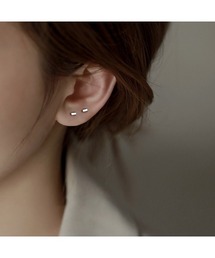 スタッドピアス