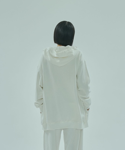 ROSE BUD（ローズバッド）の「PATCH EMBROIDERY ZIP HOODIE（パーカー・レディース・ライトグレー/ホワイト/チャコールグレー・ONE SIZE）」の10枚目の写真