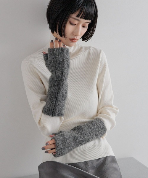 LOWRYS FARM（ローリーズファーム）の「アソートアームウォーマー　595918（アームカバー・レディース・グレー/ブラウン/レッド/レオパード・FREE）」の2枚目の写真