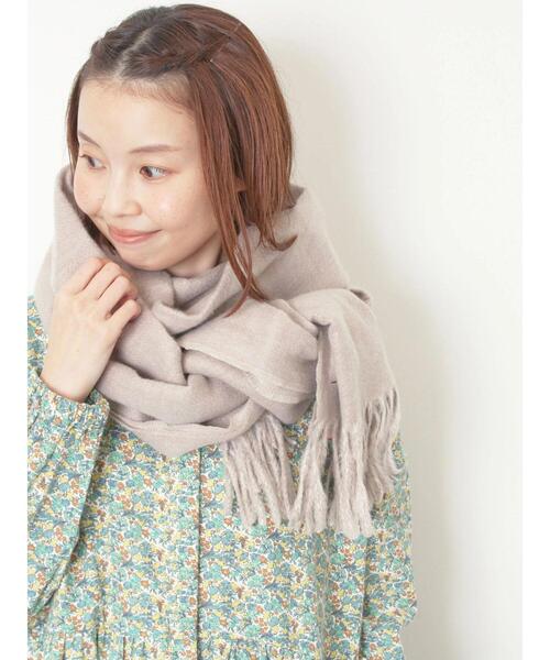 Samansa Mos2（サマンサ モスモス）の「【帯電防止/ウォッシャブル】リバーシブル無地ストール（ストール/ショール・レディース・シルバーグレー/ベージュ/ラベンダー・F）」の5枚目の写真