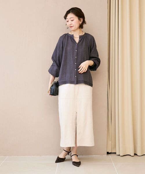 le.coeur blanc（ルクールブラン）の「ウールタッチ袖シャーリングブラウス（シャツ/ブラウス・レディース・ブラウン/チャコールグレー・38）」の3枚目の写真