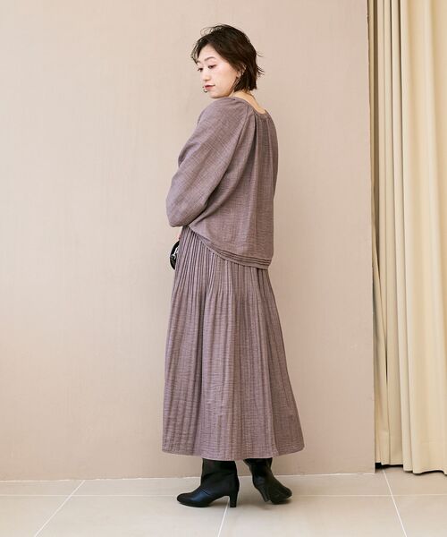 le.coeur blanc（ルクールブラン）の「ウールタッチ袖シャーリングブラウス（シャツ/ブラウス・レディース・ブラウン/チャコールグレー・38）」の7枚目の写真