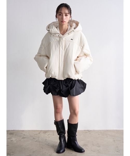 SNIDEL（スナイデル）の「LACOSTE/中綿ブルゾン（ダウンジャケット/コート・レディース・アイボリー/ブラック/ピンク・F）」の20枚目の写真