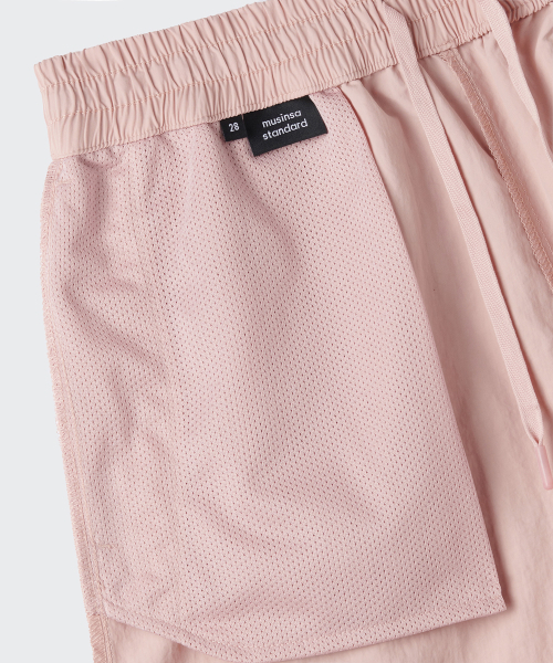 MUSINSA STANDARD WOMAN（ムシンサスタンダードウーマン）の「ウィメンズナイロンバンディングショーツ[インディアンピンク]（その他パンツ・レディース・その他・30/24/26/28）」の7枚目の写真
