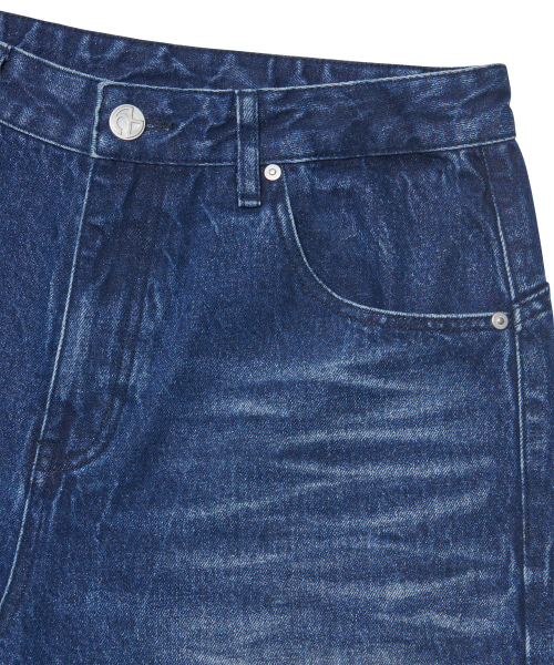 NOMANUAL(NOMANUAL)の「WASHED JUMBO DENIM PANTS - WASHED BLUE(デニムパンツ・レディース・その他・SMALL/MEDIUM/LARGE/X-LARGE)」の3枚目の写真