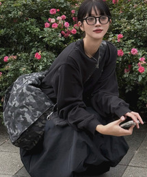 IDWS（アイドンワナセル）の「Mega Flap Cross Bag Dark Multi（メッセンジャーバッグ）」