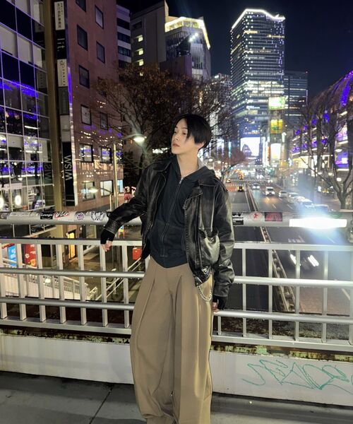 AAKAM(アーカム)の「High-Neck Leather Jacket (Brown)(ライダースジャケット・レディース・その他・1/2)」の4枚目の写真