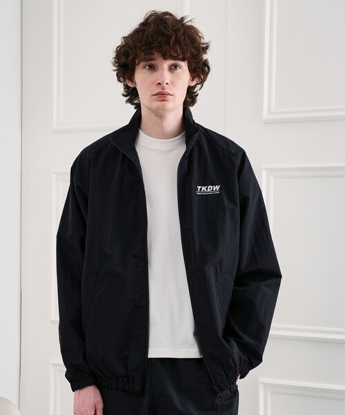 TAKEO KIKUCHI（タケオキクチ）の「TKDWトレーニングブルゾン（ブルゾン・メンズ・チャコールグレー/ブラック・02/03）」の13枚目の写真