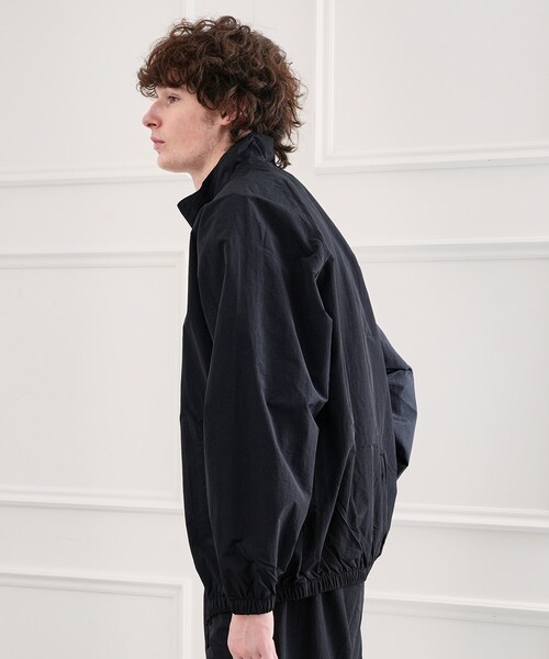 TAKEO KIKUCHI（タケオキクチ）の「TKDWトレーニングブルゾン（ブルゾン・メンズ・チャコールグレー/ブラック・02/03）」の14枚目の写真