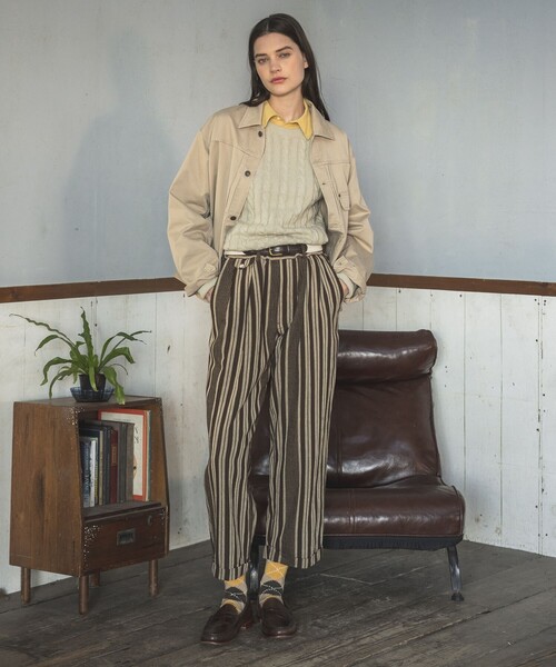 BEAMS PLUS(ビームスプラス)の「2 Pleats Relax Trousers Indian Oxford Stripe(その他パンツ・メンズ・ベージュ/ブラウン・L/S/M)」の6枚目の写真