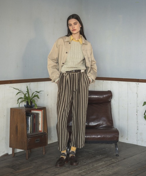 BEAMS PLUS(ビームスプラス)の「2 Pleats Relax Trousers Indian Oxford Stripe(その他パンツ・メンズ・ベージュ/ブラウン・L/S/M)」の1枚目の写真